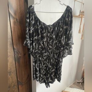 Elegant Black, green and white Express Romper NWT